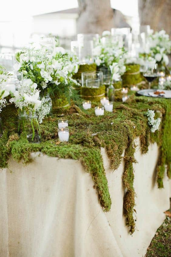 Woodland-Moss-Wedding-Table-Decor-Ideas-Min
