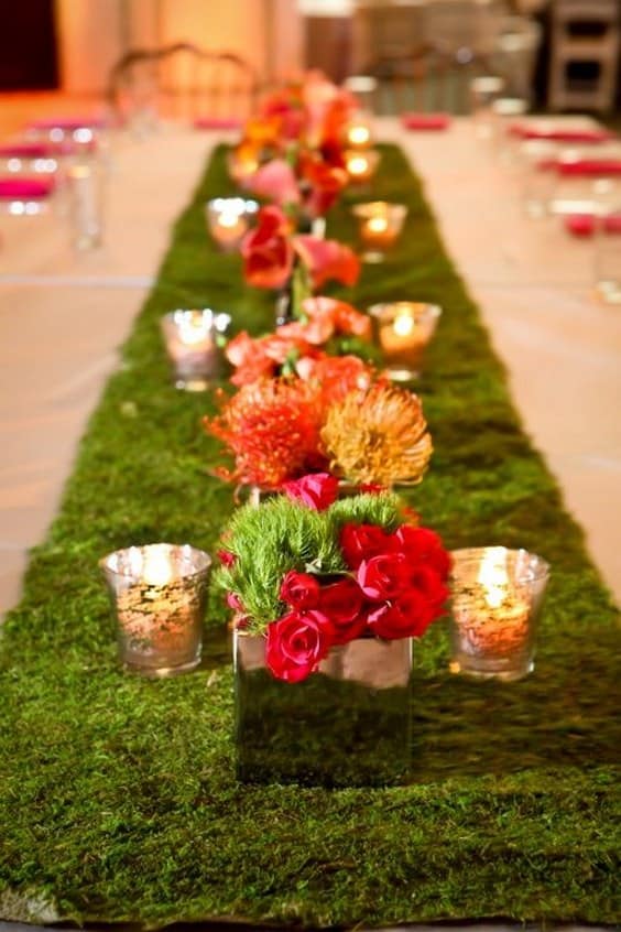 camino-de-mesa-musgo-decoración-única-para-bodas-min