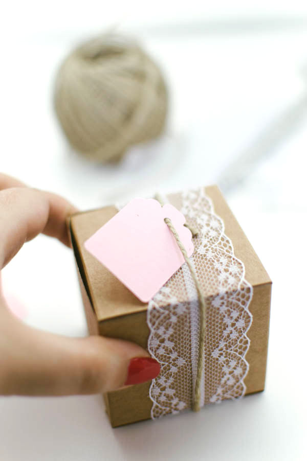 paquetes de regalos de boda con copia selfpackaging-06