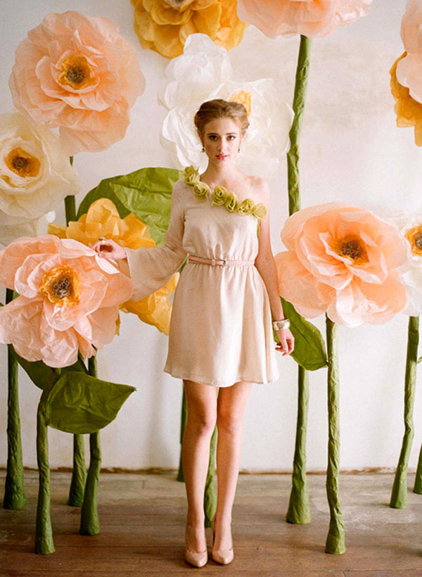 Fondo para fotomat贸n con flores gigantes.