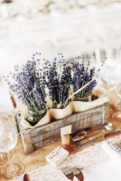 centro de mesa de boda lavanda